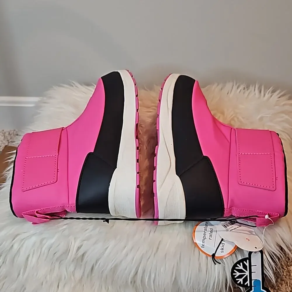 NWT Wonder Nation Girls Pink Zip Front Temperature Rated Winter Boots